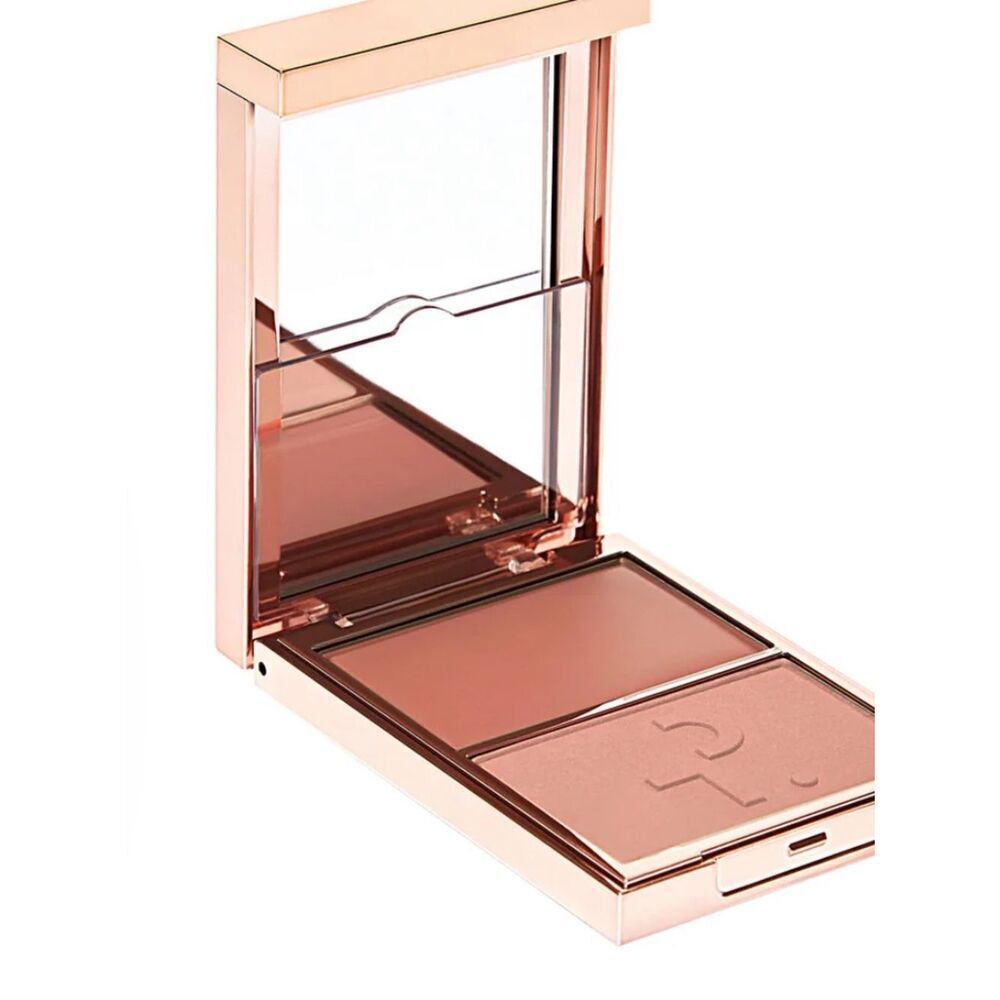 Patrick Ta MAJOR HEADLINES
DOUBLE-TAKE CRÈME & POWDER BLUSH DUO